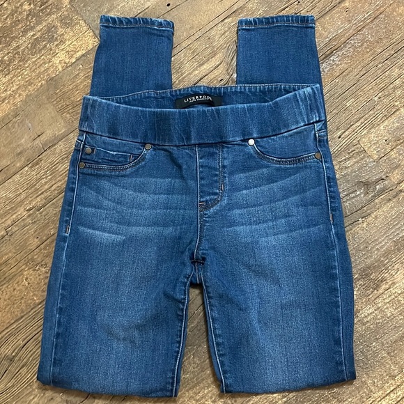 Liverpool Denim Jeggings - Picture 2 of 9